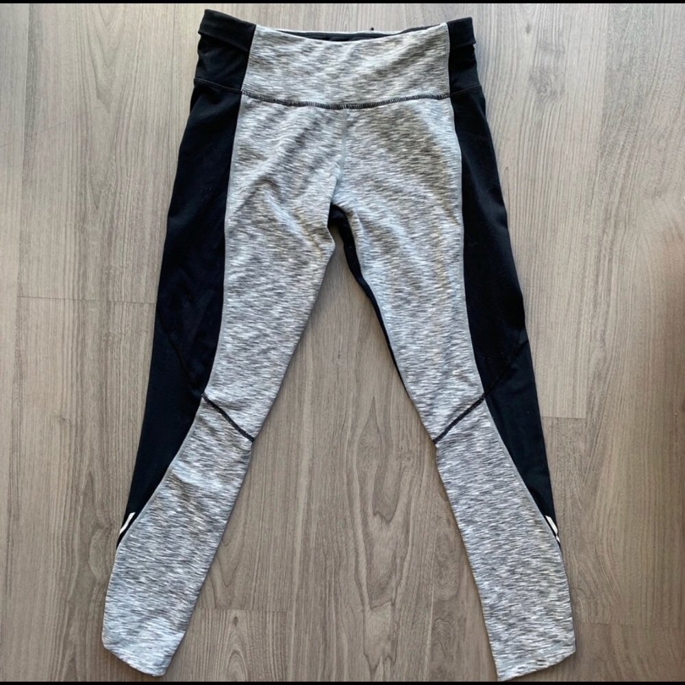 Lululemon Pace Rival Crop.